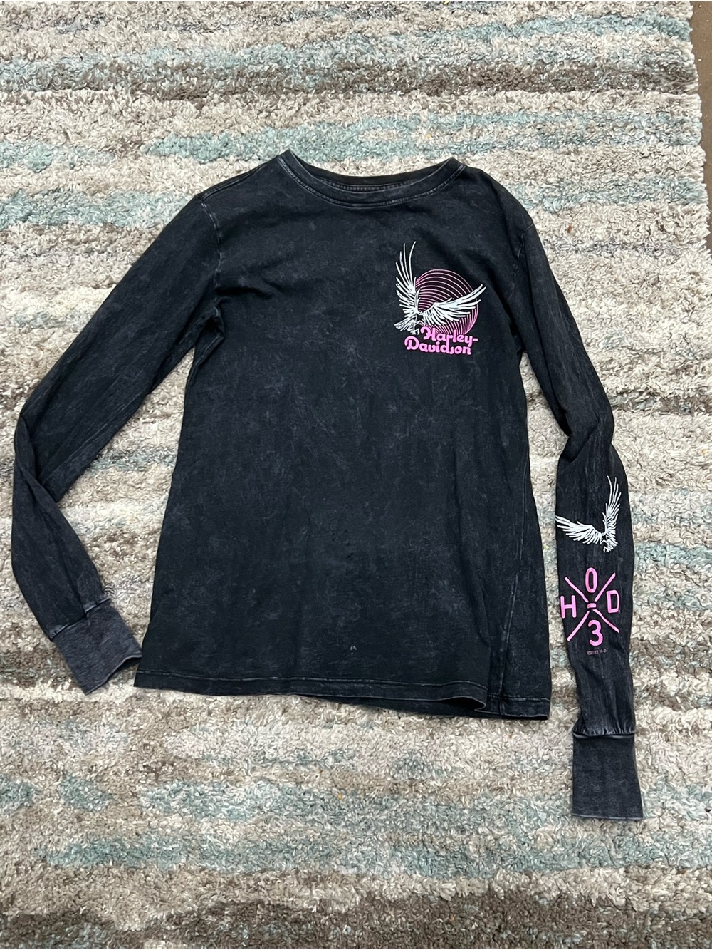 Harley-Davidson Black Long Sleeve Graphic Tee womens acid wash XS pink